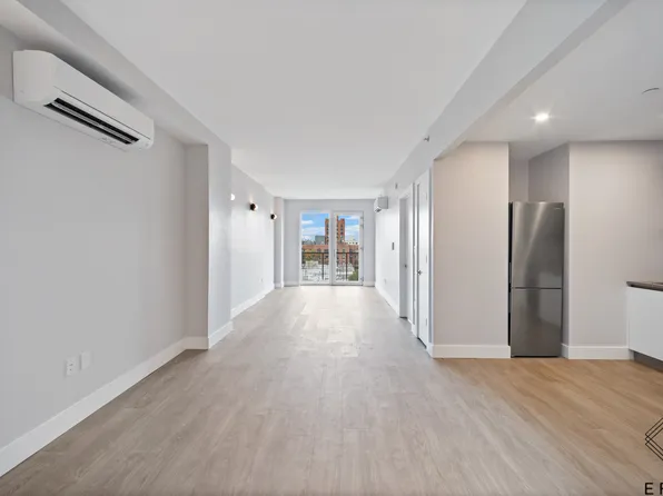 290 Linden Boulevard image 1 of 20