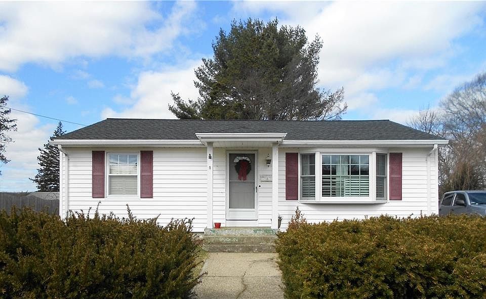 1st image of 5 Rowena Dr