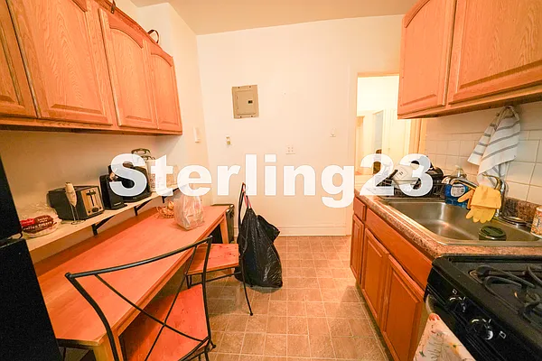 Rented by Sterling Realty Solution Inc | media 26