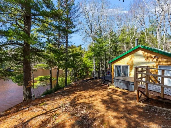 45 Gesner Ln, Wellington, NB E4V 0A1