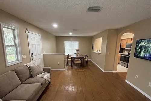 7306 E Bank Dr Photo 1