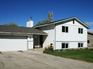 5005 Pleasant View Dr, Chubbuck, ID 83202