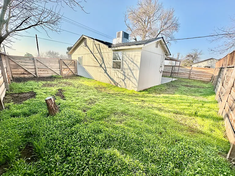 5012 W Olive Ave — Photo 18