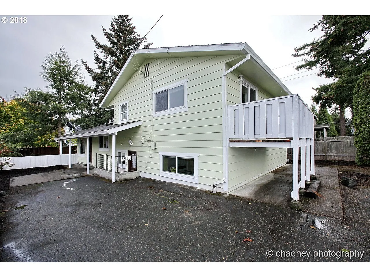 5950 SW Menlo Dr photo 1