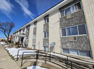 6914 W Lincoln Ave #3, Milwaukee, WI 53219