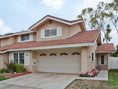 1031 W Rainbow Falls Way, Orange, CA, 92865