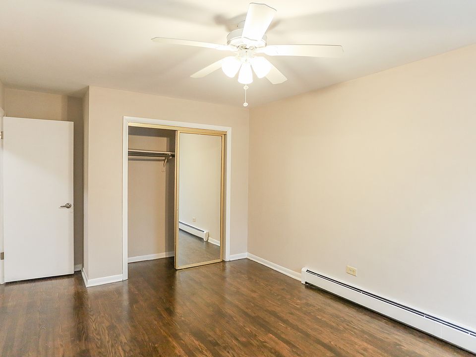 1st image of 8614 W Berwyn Ave #1