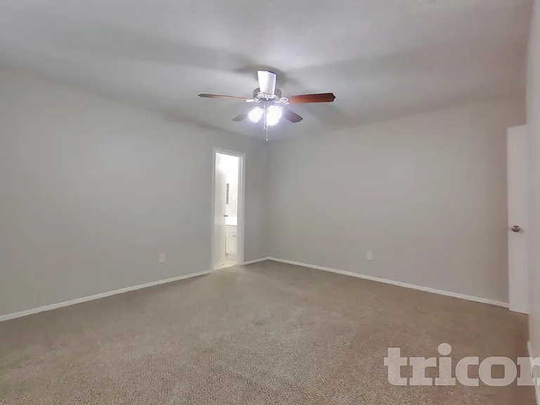 19638 Southaven Dr — Photo 6