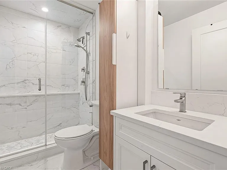500 Brock Ave #201 — Photo 10