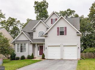 836 Wellesley Ct, Hampstead, MD 21074