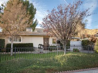 17613 Scherzinger Ln, Santa Clarita, CA 91387