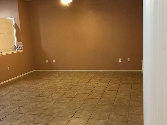 3rd image of 47395 Monroe St APT 195