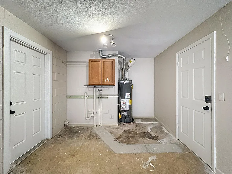 1545 Polaris St — Photo 21