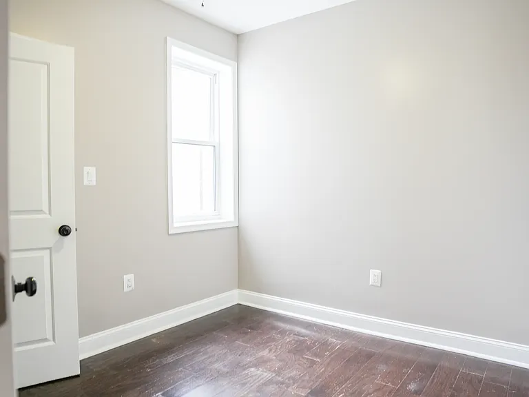 1733 E Oliver St — Photo 20