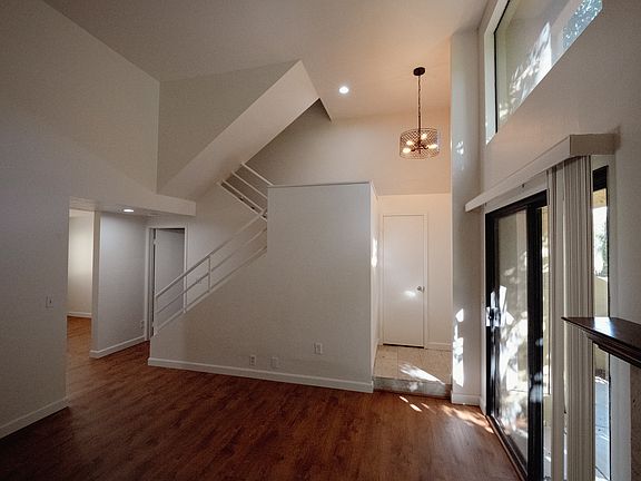 5th image of 795 Magnolia Ave APT 3
