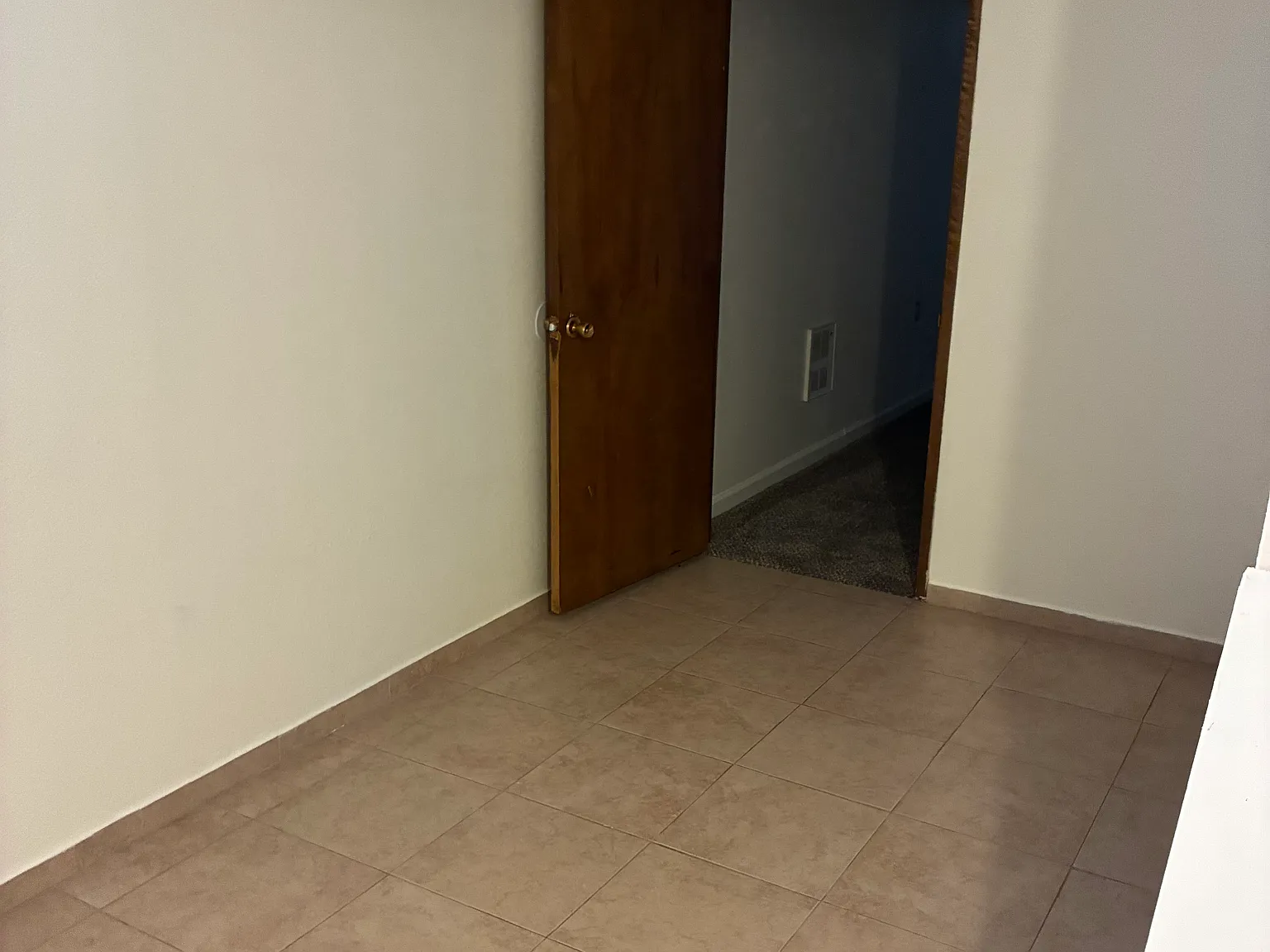 4 bed, 1700 sqft, $1,750 — Photo 3