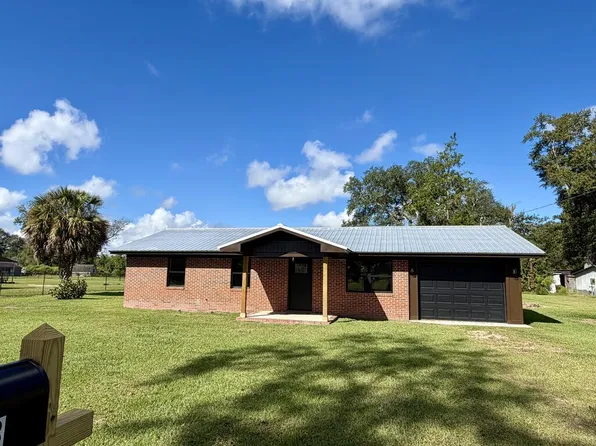 143 N Shockley St, Alapaha, GA 31622