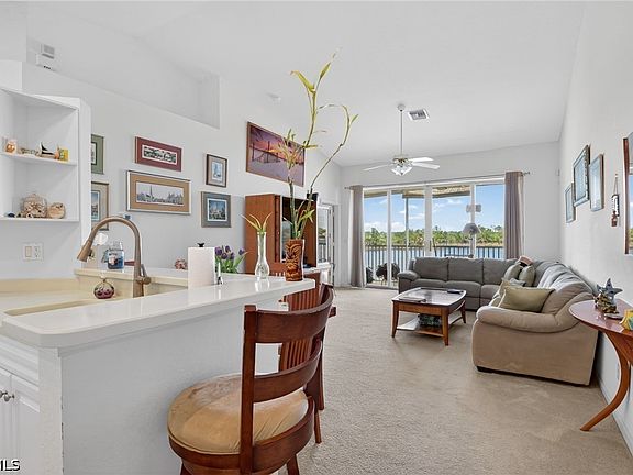 3rd image of 25009 Peacock Ln #1-201