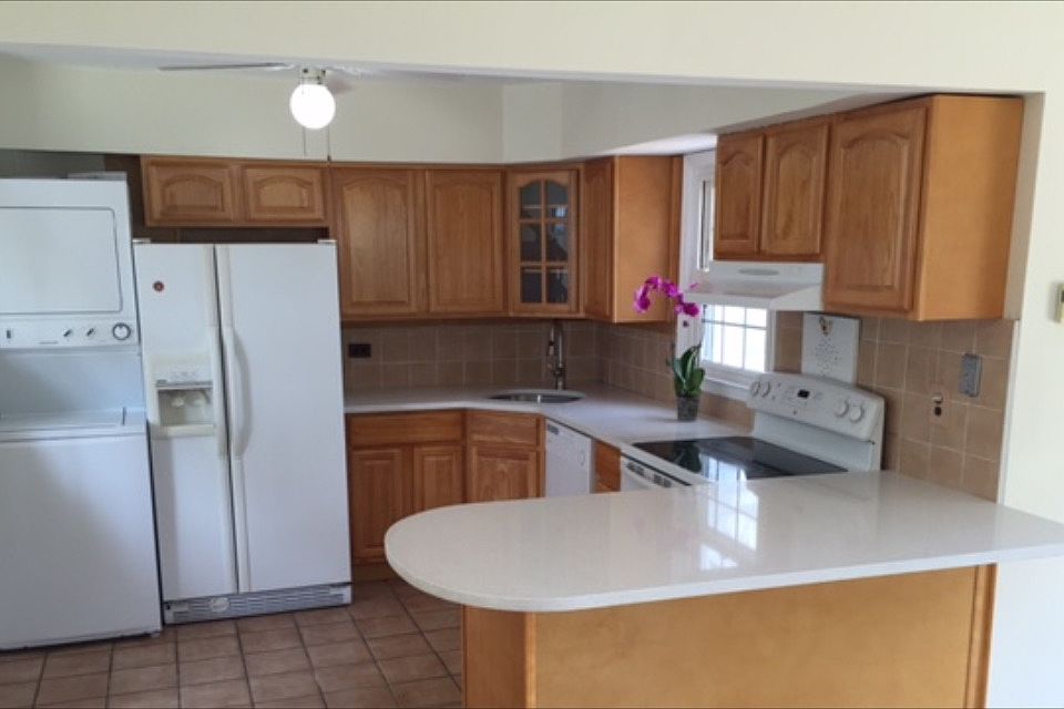 1st image of 28 Quarry Ln