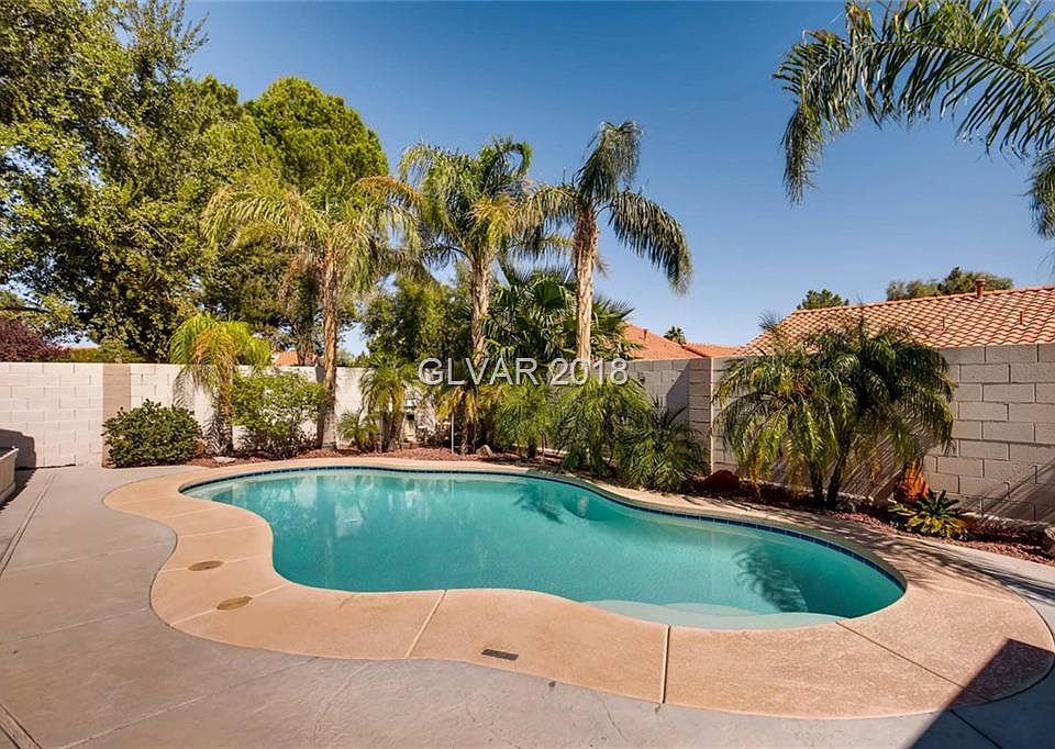 1st image of 260 Jovita Ct