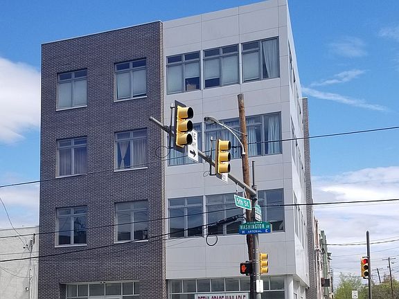 5th image of 501-03 Washington St #201