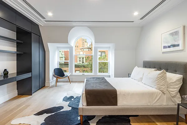 Sold by Brown Harris Stevens | media 11