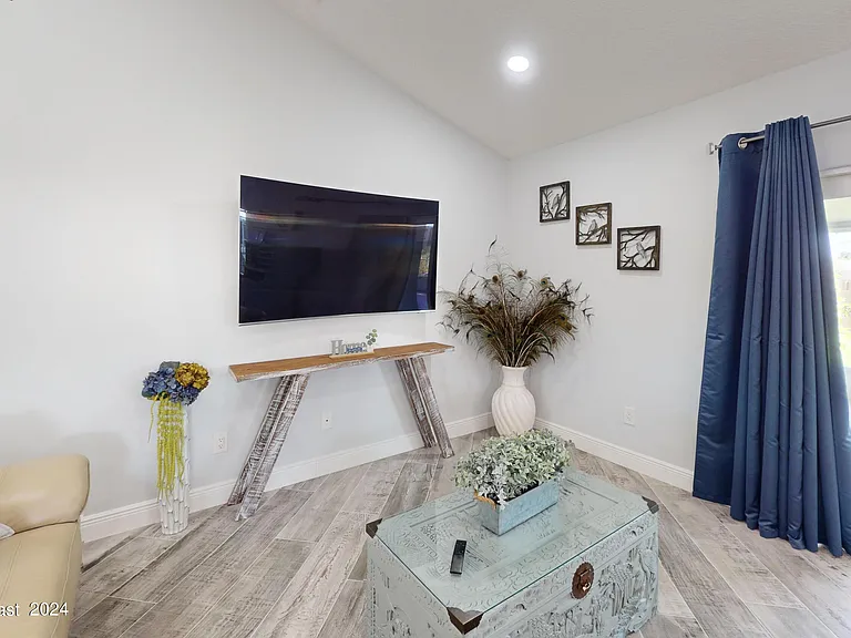 297 Butler Ave NE — Photo 8