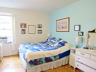 Rented by Brooklyn Heights Real Estate Inc