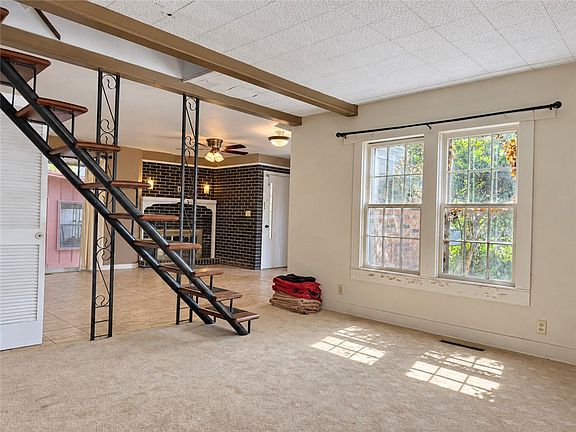 3rd image of 9320 Market St