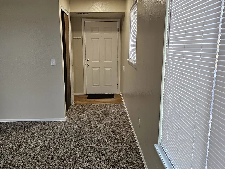 12474 Forest Dr — Photo 8