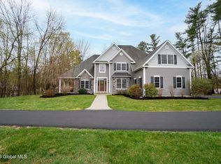 2 Kyer Farm Rd, Gansevoort, NY 12831