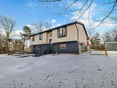352 Mallard Ln, Bushkill, PA, 18324