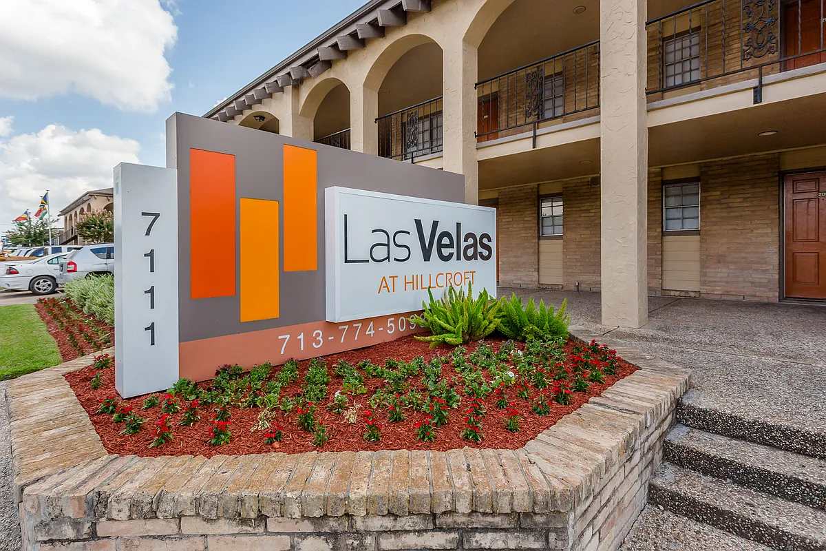 Building Photo - Las Velas at Hillcroft Apts.