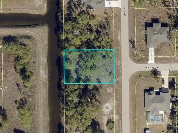 646 Genoa AVE S, LEHIGH ACRES, FL 33974