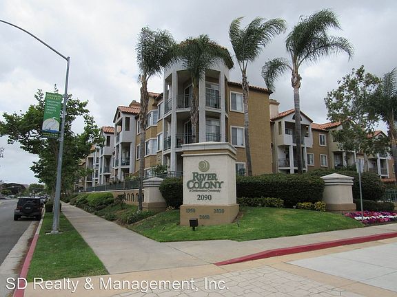 3rd image of 2050 Camino De La Reina Unit 208
