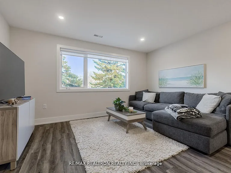 4 Virgilwood Dr #LOWER — Photo 7