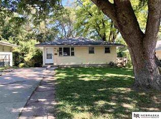 4022 Saratoga St, Omaha, NE 68111