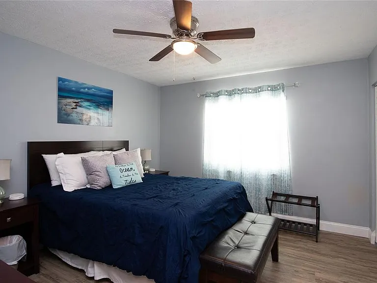 1635 Gladys St #2 — Photo 17