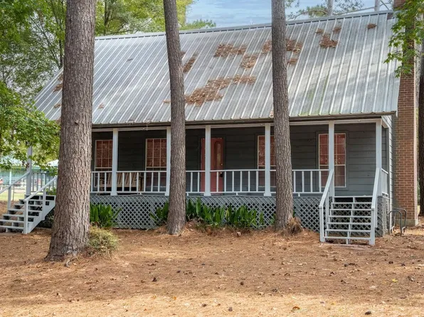 565 Timber Bay Dr, Trinity, TX 75862