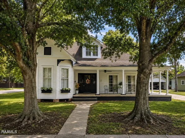 403 E 8th St, Crowley, LA 70526