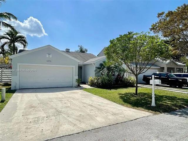 13772 SW 145th Ter — Photo 9