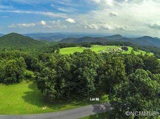 88 Summerset Dr, Hendersonville, NC 28792