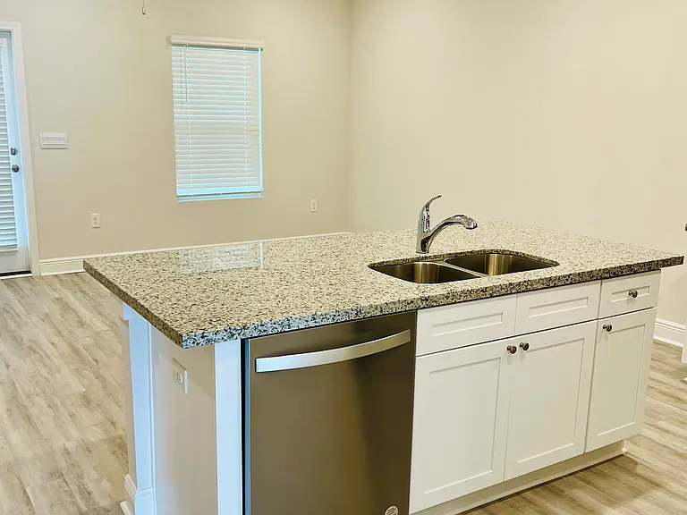 8634 Meadow Flower Ln — Photo 12