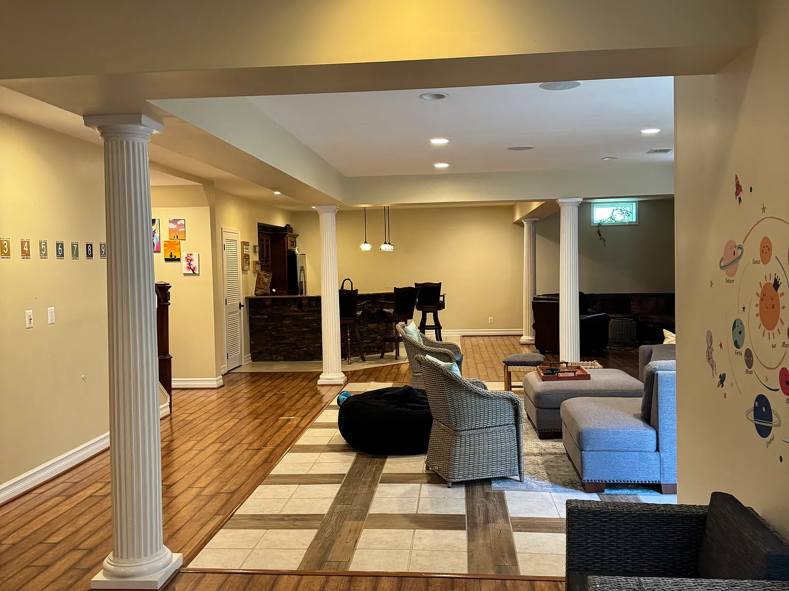 1 bed, 1500 sqft, $2,500 — Photo 3