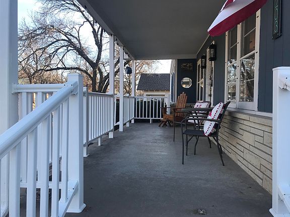 4th image of 203 Race St
