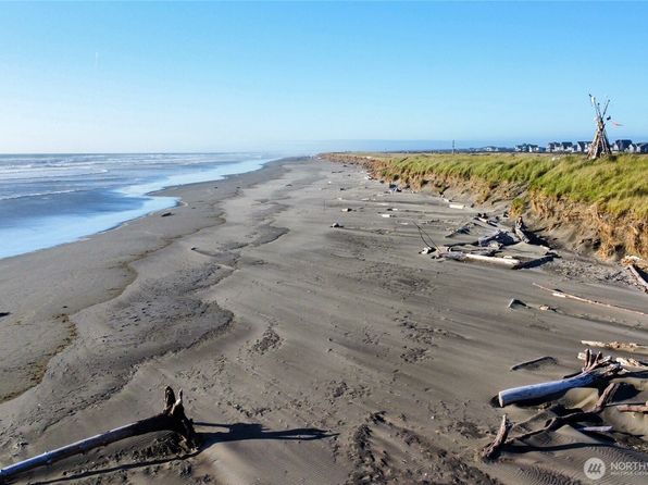 1213 Ocean Shores Boulevard SW, Ocean Shores, WA 98569