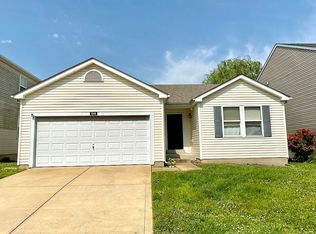 1249 Oakholt Ct, Herculaneum, MO 63048