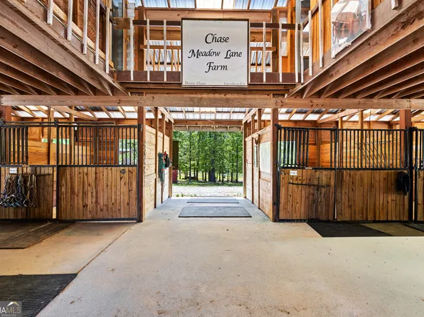 183 Merrell Rd, Carrollton, GA 30116