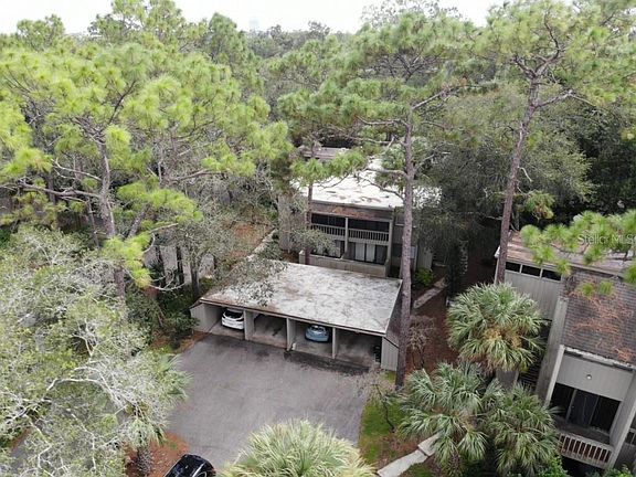 3rd image of 211 Crown Oaks Way #211