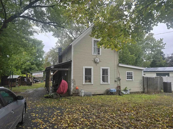 44 Baldwin Court, Charlestown, NH 03603